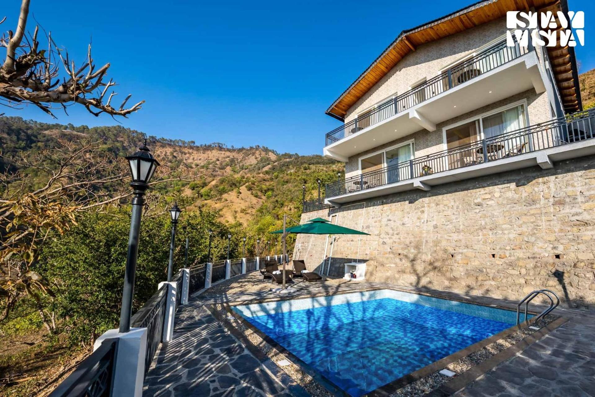 Stayvista At Sunset Springs With Pool & Views Nainital Exterior foto